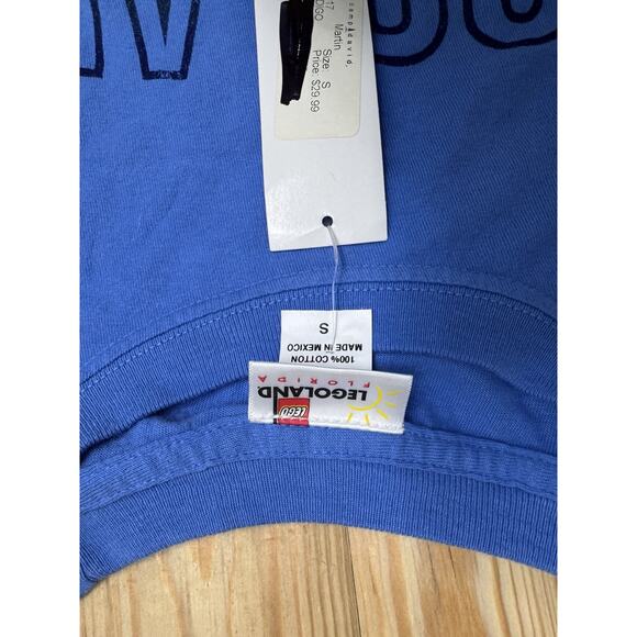LEGOLAND Florida Resort Long Sleeve Blue T-Shirt Adult Small 2012 NWT - Picture 3 of 6